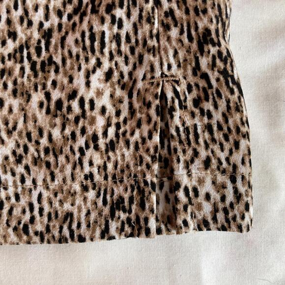 Talbots Animal Print Short Sleeve Blouse Size 4 - Picture 4 of 7